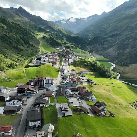 The Moss - Your Unique Hideaway Hotel Obergurgl