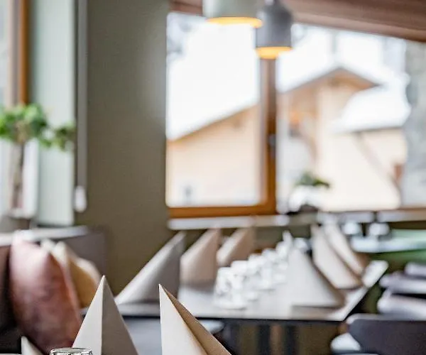 The Moss - Your Unique Hideaway Hotel